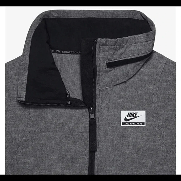 Nike International Gray Zip Up Jacket Size Small - Picture 5 of 15